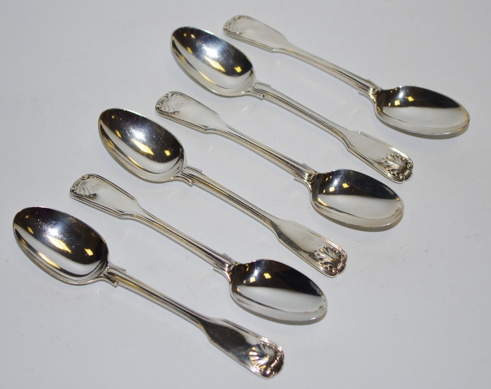A set of six early Victorian silver teaspoons 214.