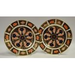 A pair of Royal Crown Derby 1128 pattern side plates