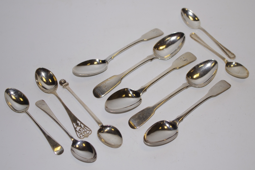 Silver - various George III / IV teaspoons;