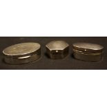 Silver - a George V silver oval snuff box, S. Blanckensee & Sons Ltd.