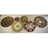 Ceramics - a Royal Crown Derby 1128 pattern plate, 27cm,