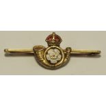 A 10ct gold Yorkshire Light Infantry lapel badge 4.