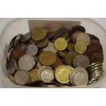 Coins - various mixed coinage including foreign and British,