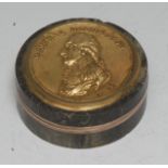 A 19th century specimen hardstone circular snuff box,