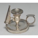 An Edwardian silver oval of George III design, detachable nozzle, ring handle with thumb rest,