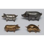 A novelty plated vesta, in the form of a pig, 6.5cm wide, c.