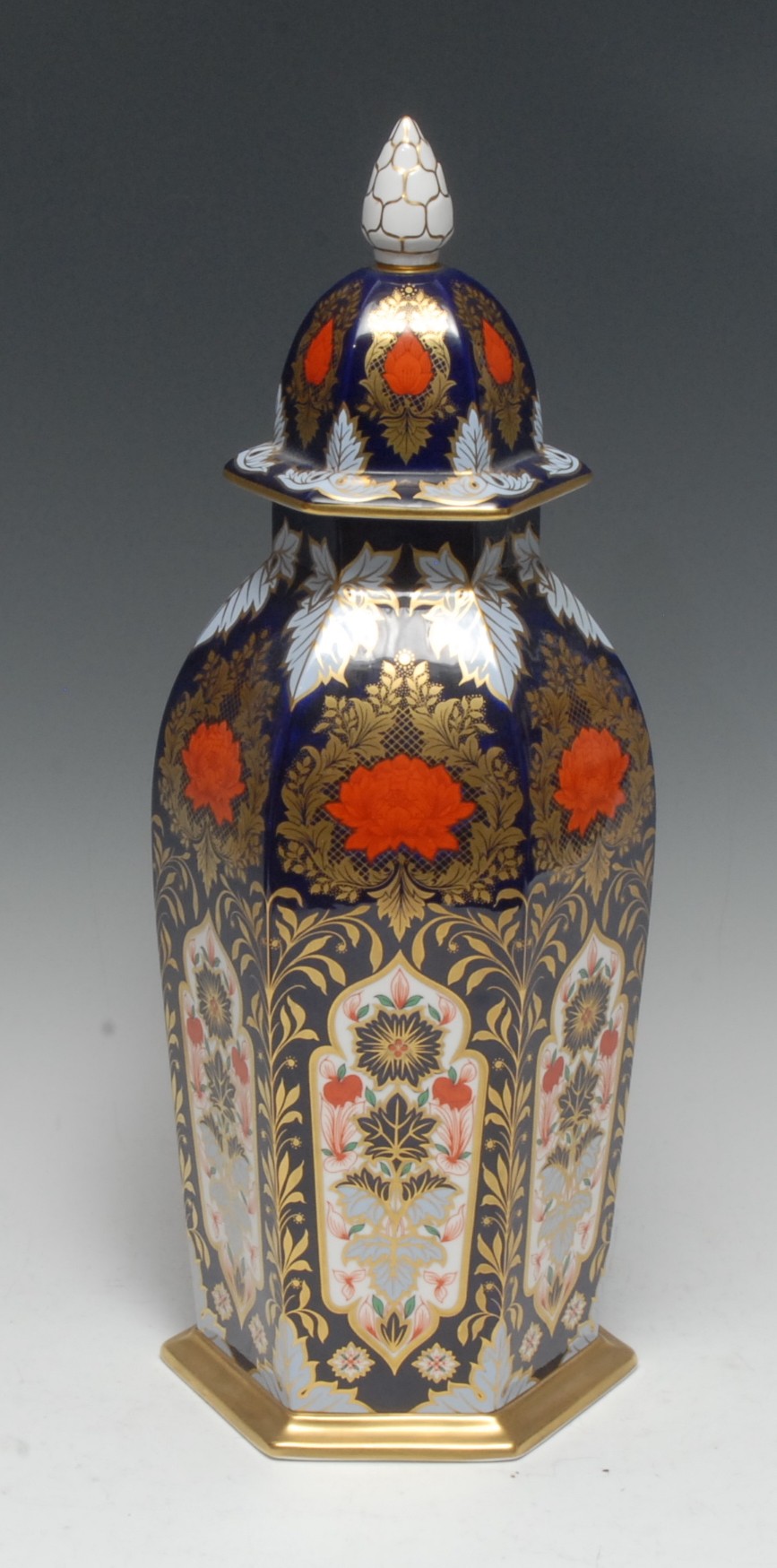 A Lynton Hamilton Imari hexagonal vase and cover, 33cm high,