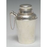 An American Art Deco period sterling silver shaker, 13.5cm high, Shreve, Crump & Low, Boston c.