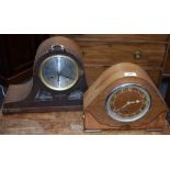 An early 20th century mantel clock, oak cased, silvered dial with Arabic numerals, minute track,