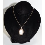 A 9ct gold cameo pendant necklace