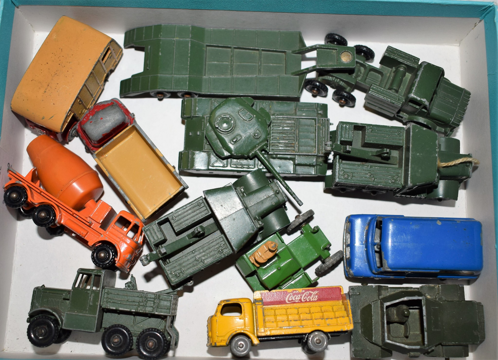 Matchbox Lesney Toys - Major pack No3 Sankey 50 Ton Tank Transporter and Centurion Tank,