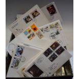 Stamps - large quantity of worldwide first day covers in an old metal drawer