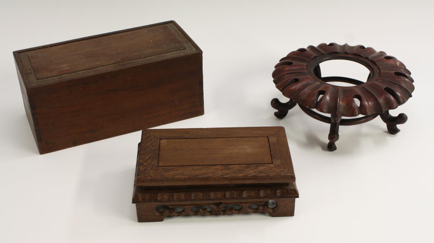 A 19th century Chinese hardwood connoisseur's vase box,