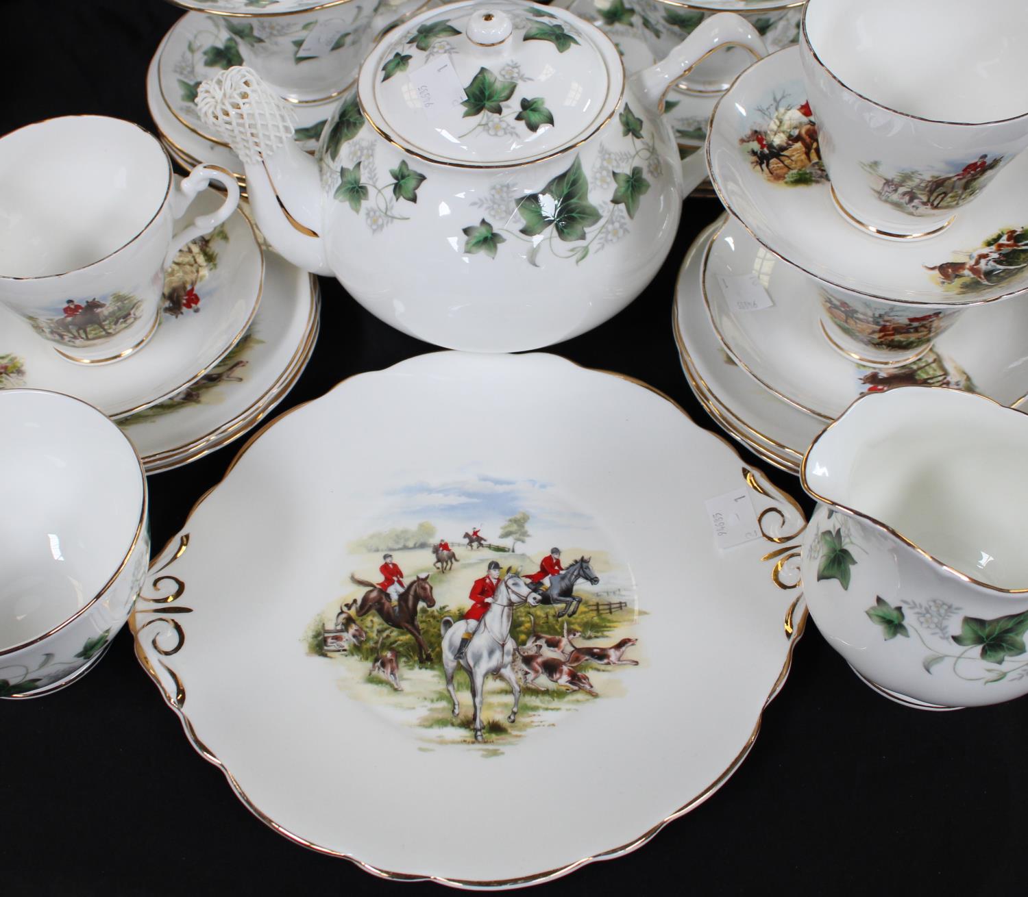 Ceramics - a Duchess China Ivy pattern tea service for six, cups, saucers, side plates, tea pot, - Image 2 of 2
