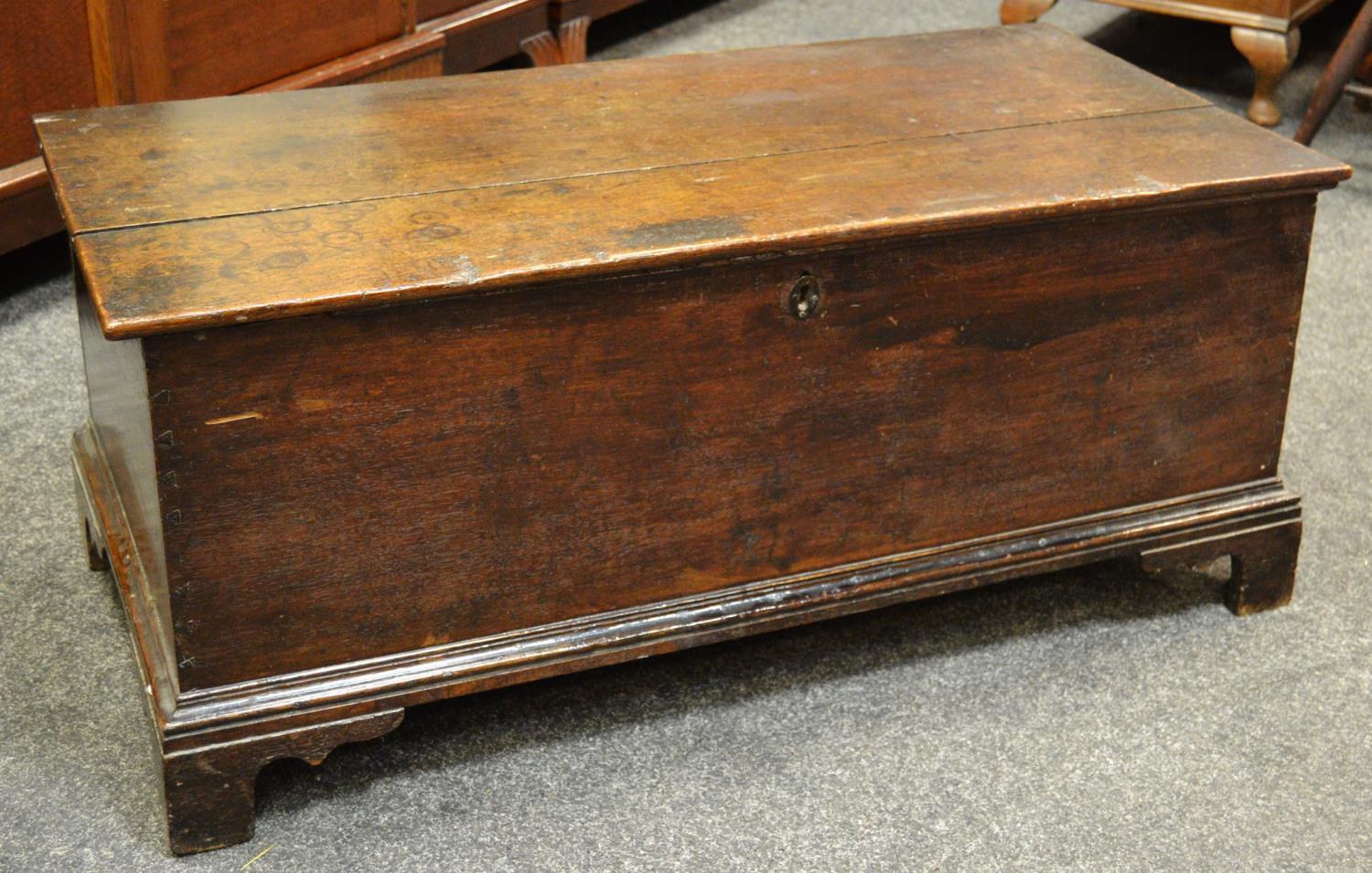 A George III oak blanket box, bracket feet c.
