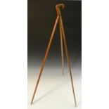 An early 20th century novelty system walking stick, Rowley's patent artist's easel cane,