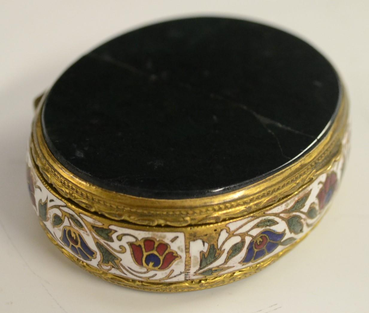 A 19th century agate mounted gilt metal and enamel oval snuff box, hinged cover, - Image 7 of 11