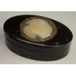 A 19th century tortoiseshell oval snuff box, push-fitting cover,