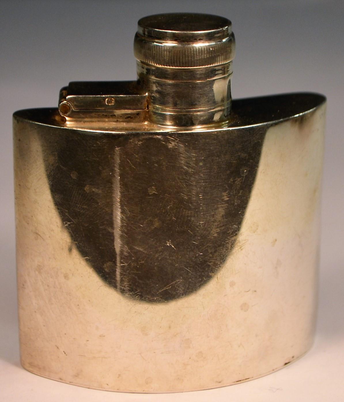 A George V silver curved rectangular hip flask, hinged bayonet cover, 8cm long,