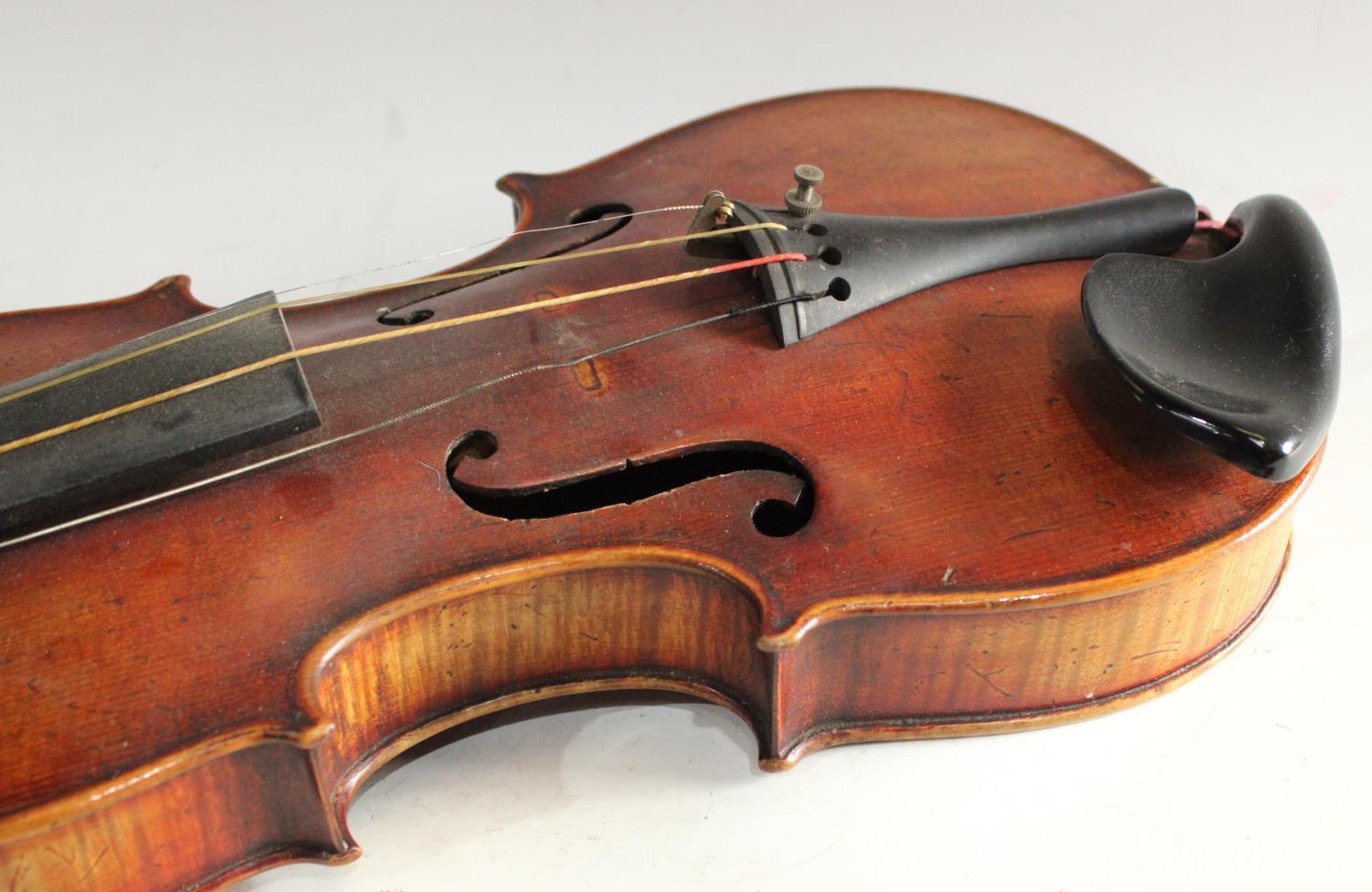 A late 19th/ early 20th century Stradivarius copy violin, two piece back, double line purfling, - Image 4 of 5