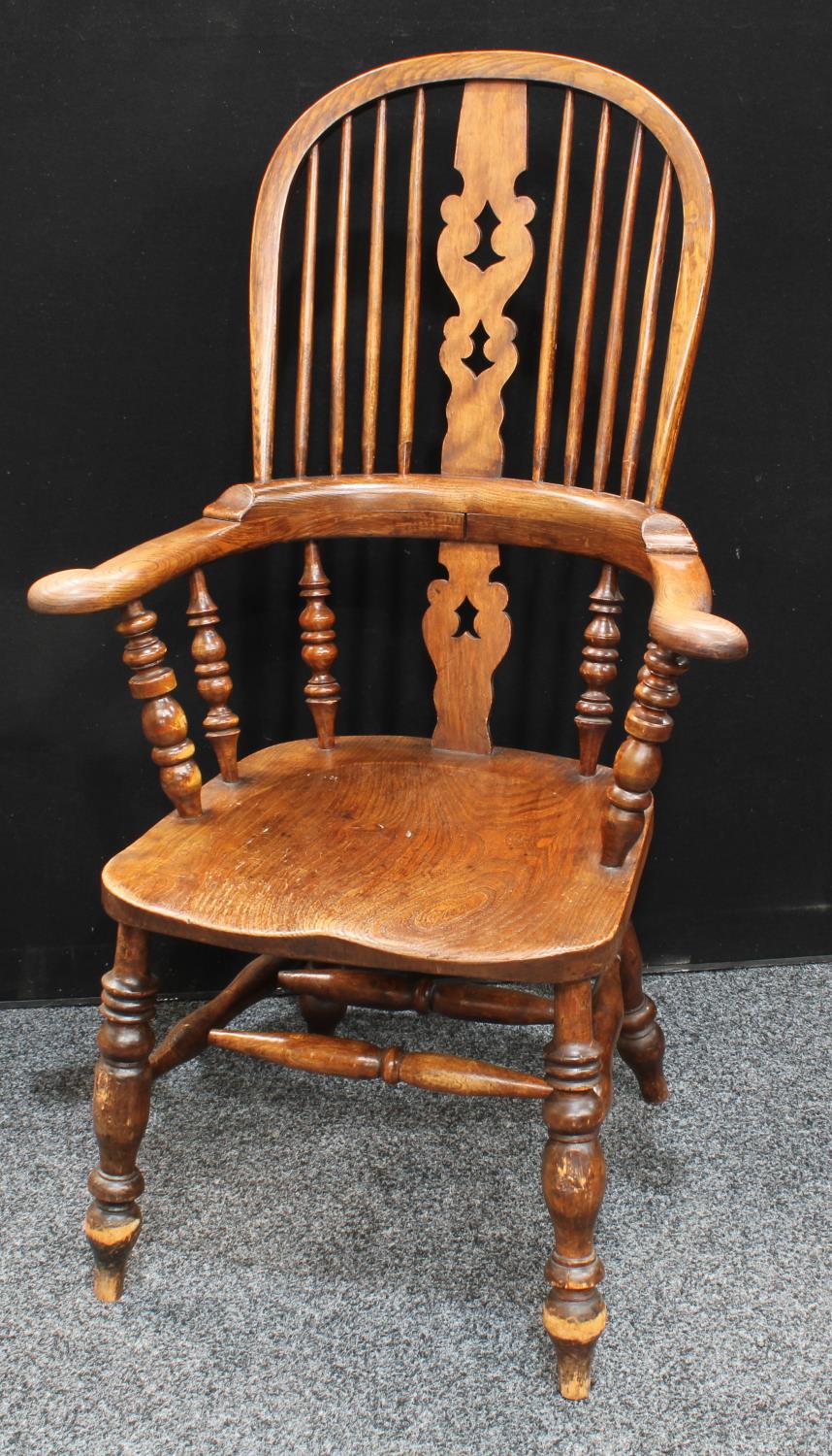 A Country House elm Windsor elbow chair, hoop back, pierced splat, - Image 4 of 4