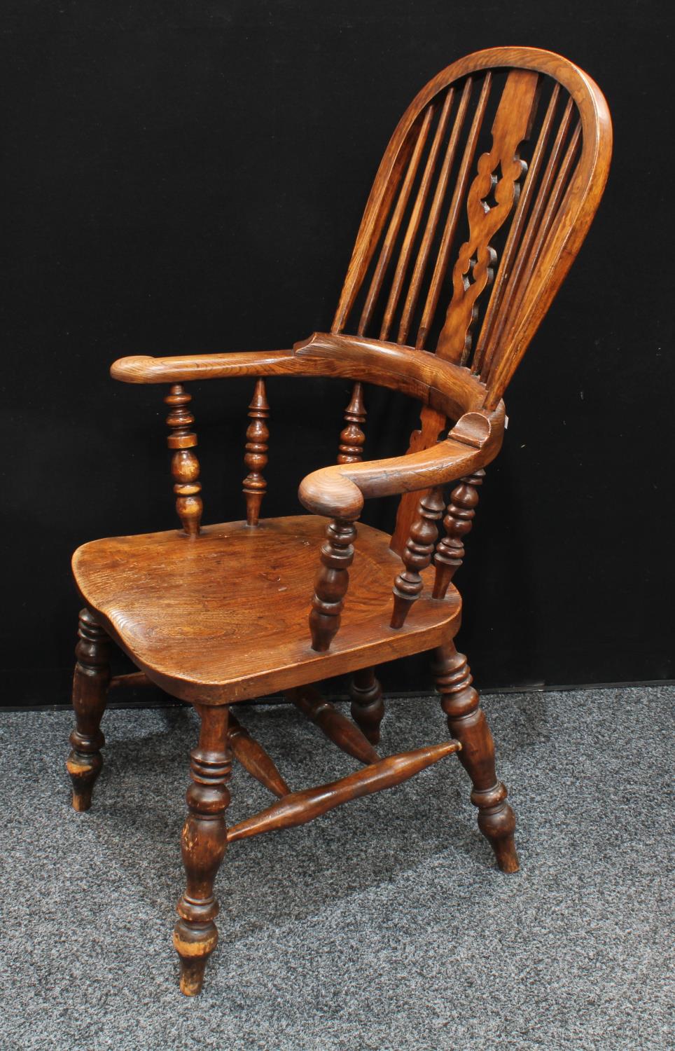 A Country House elm Windsor elbow chair, hoop back, pierced splat, - Image 3 of 4