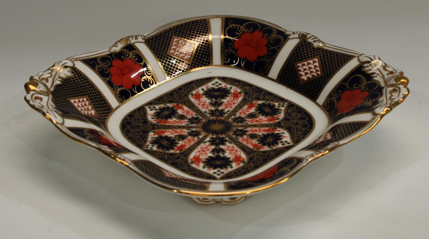 A Royal Crown Derby Imari palette 1128 pattern pedestal dish, acorn handles, 22. - Image 2 of 2