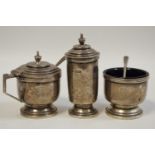 A Walker & Hall silver cruet set comprising pepperette,