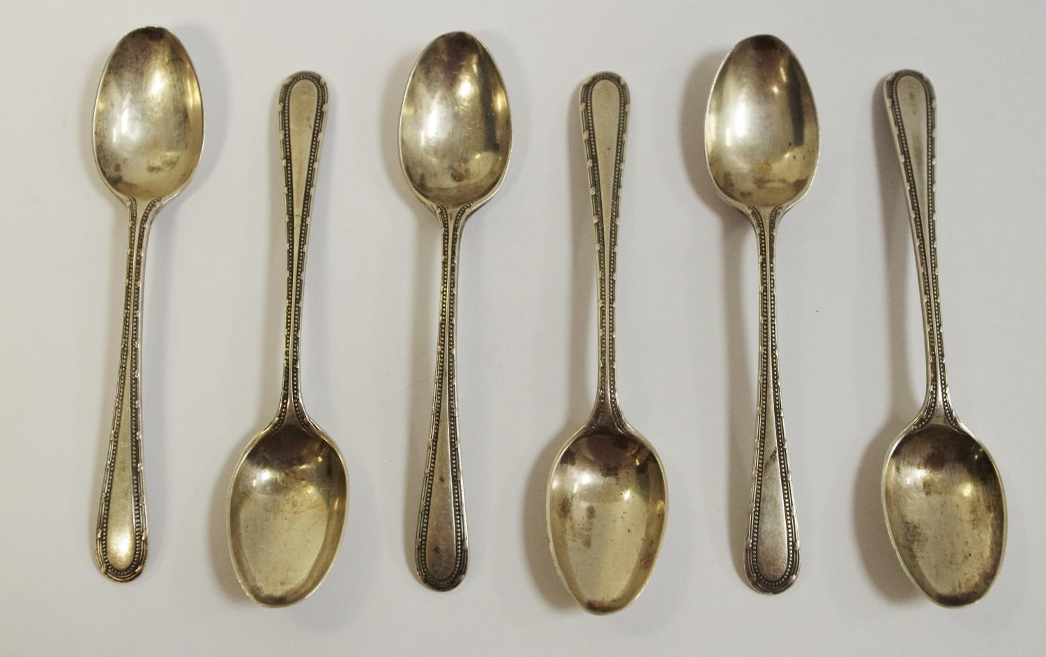 Six silver tea spoons, Sheffield 1942.