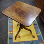 A George III mahogany tilt top occasional table 70cm high x 55cm x 51cm