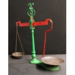 A late 19th/early 20th century shop balance scale,