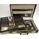 A Solingen cutlery canteen (in briefcase)for 12