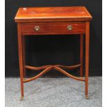 An Edwardian mahogany card table, of small and neat proportions, hinged crossbanded rectangular