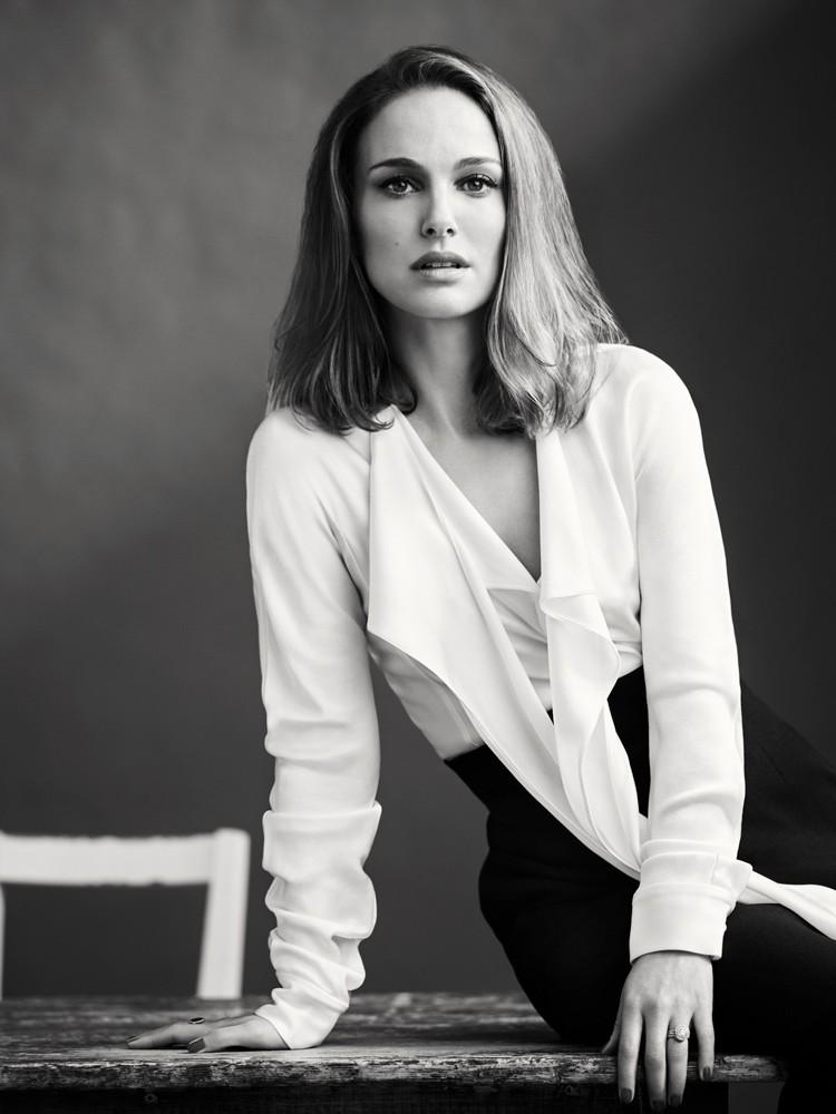 Jason Bell (by), Natalie Portman, Giclée, Hahnemühle Baryta paper, signed, non embossed, limited