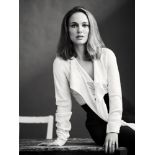 Jason Bell (by), Natalie Portman, Giclée, Hahnemühle Baryta paper, signed, non embossed, limited