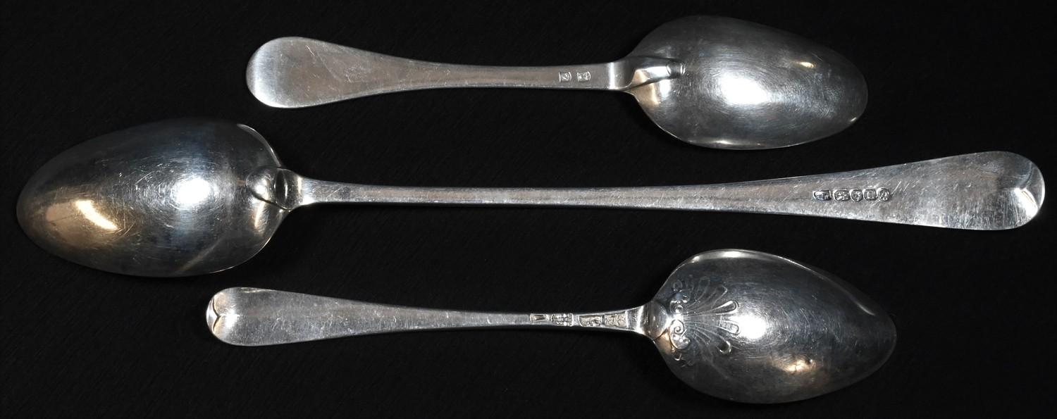 A George III provincial silver Old English pattern table spoon, shell back, 20.5cm long, Thomas