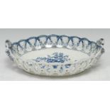 A Worcester Pine Cone pattern oval basket, printed with pine cones and rose hips, rope twist border,