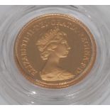 Coin, GB, Elizabeth II, 1983 gold-half-sovereign, obv: Arnold Machin head, from the Royal Portrait