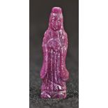 A Chinese ruby carving, of Guanyin, 2.5cm long