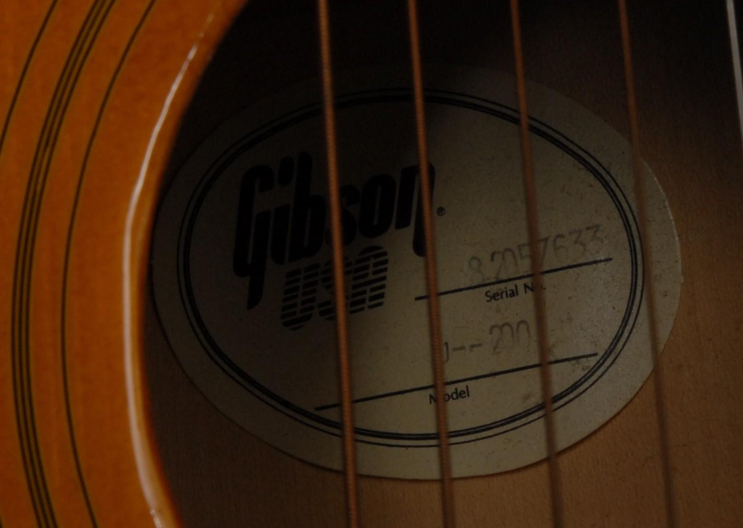 A Gibson J200 acoustic guitar, USA, natural tobacco sunburst finish, gold hardwear. Serial number - Image 10 of 12