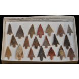 Antiquities - Stone Age, twenty North African triangular flint arrowheads, various hues and sizes,