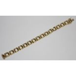 A 9ct gold link bracelet 18cms 16.7g