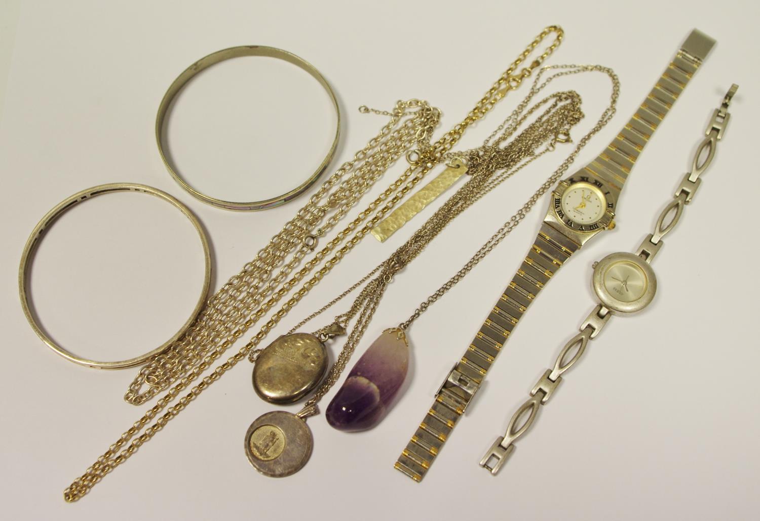 Jewellery and Watches - a 9ct gold necklace, 6.9g; silver locket pendant, amethyst pebble pendant