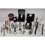 Watches - a lady's Tudor by Rolex watch, boxed; a gent's stainless steel Bulova watch, boxed;