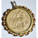 A Victorian full sovereign, 1900 mounted in a 9ct gold pendant mount 10.3g gross