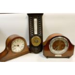 Clocks & Barometers - an oak cased mantel clock, silver dial, Roman numerals, chiming eight day