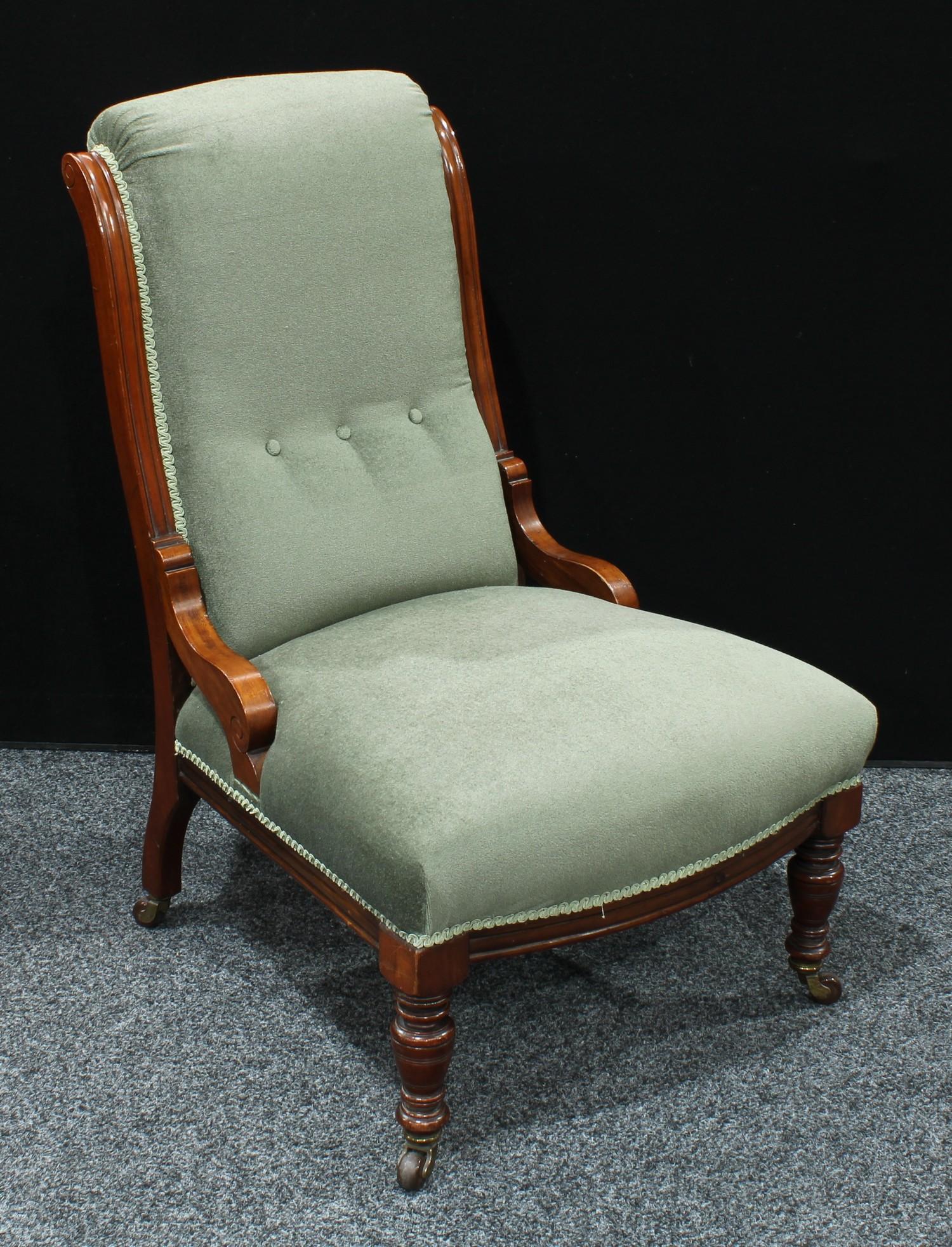 A Victorian walnut drawing room chair, c.1880