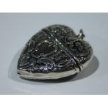 A silver novelty heart shaped bonbonniere, 3.5cm wide