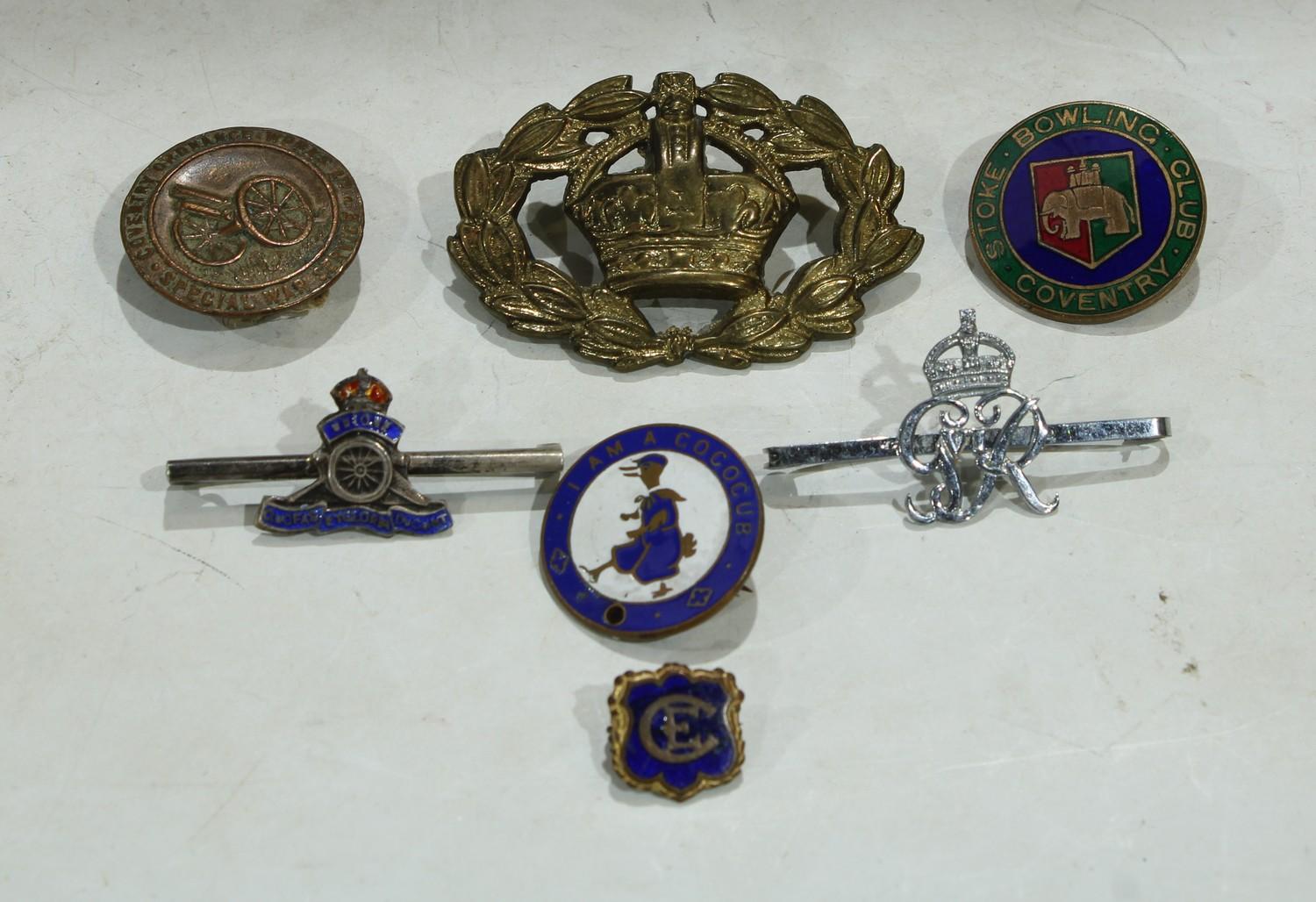 Badges - militaria, brass cap badge, Royal Artillery brooch, Special War Service Coventry Ordnance