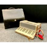 A vintage Alvari 36 base piano accordion, cased